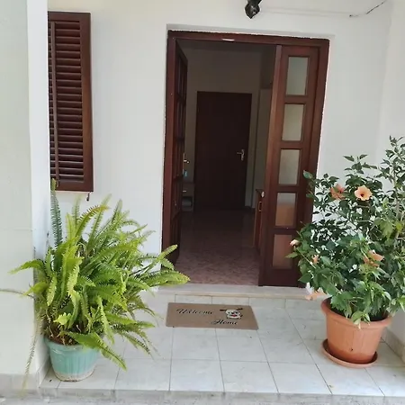 Vinka Apartament *