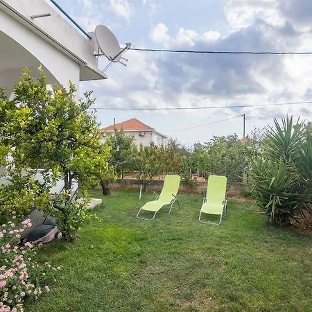 Vinka * 特罗吉尔